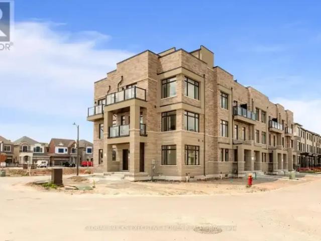 Townhouse 2 Bedroom For Rent Oakville ON 2750 ES103695253