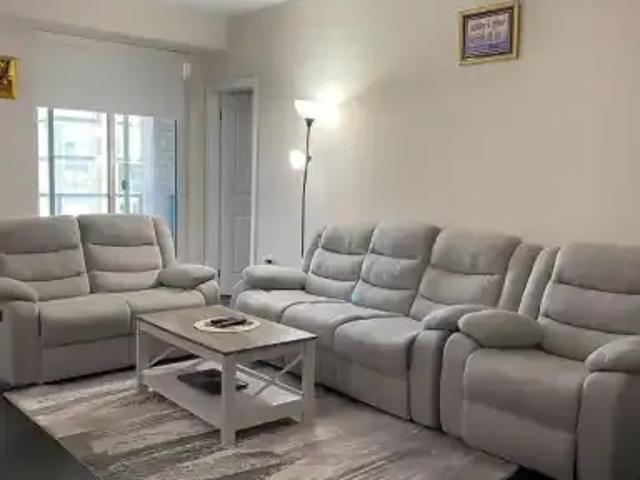 Townhouse 2 Bedroom For Rent Oakville ON 2850 ES103579410