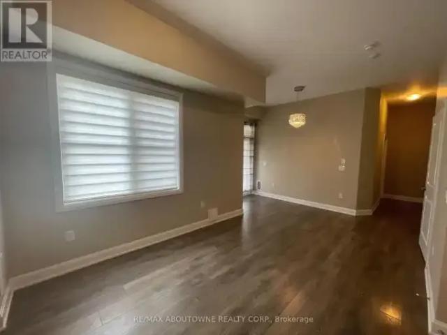 Townhouse 2 Bedroom For Rent Oakville ON 3100 ES103487567