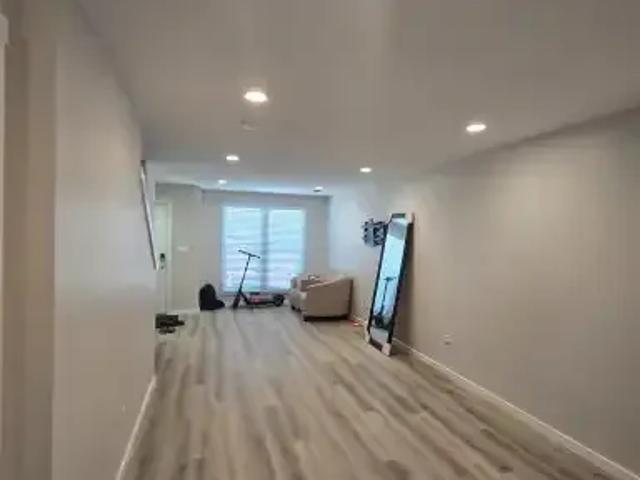 Townhouse 2 Bedroom For Rent Airdrie AB 1950 ES104910179