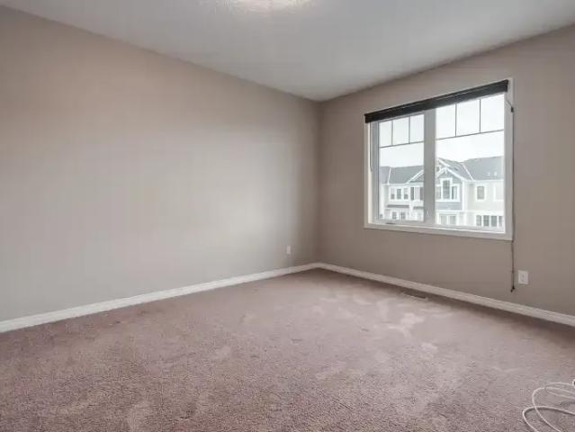 Townhouse 2 Bedroom For Rent Airdrie AB 1995 ES104824470
