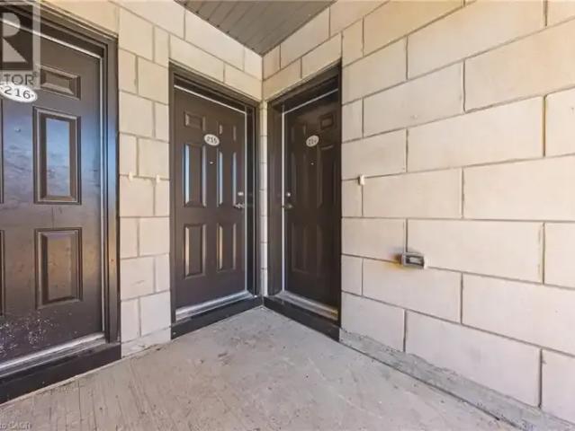 Townhouse 2 Bedroom For Rent Burlington ON 2699 ES103542260
