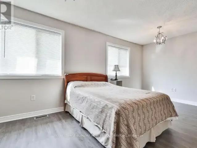 Townhouse 2 Bedroom For Rent Burlington ON 2800 ES103119068