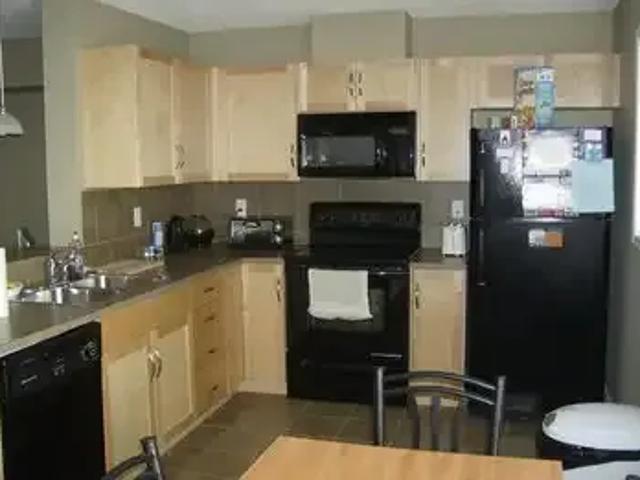 Townhouse 2 Bedroom For Rent Calgary AB 1750 ES103879475