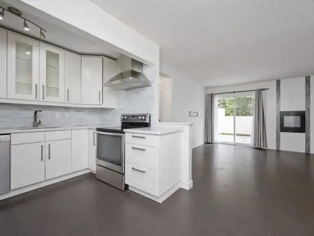 Townhouse 2 Bedroom For Rent Calgary AB 1750 ES104972983