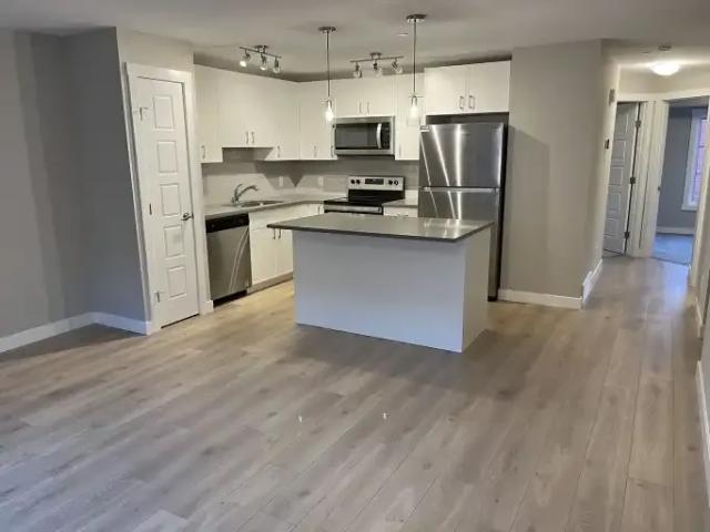 Townhouse 2 Bedroom For Rent Calgary AB 1899 ES103367904