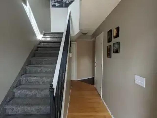 Townhouse 2 Bedroom For Rent Calgary AB 1800 ES105185903
