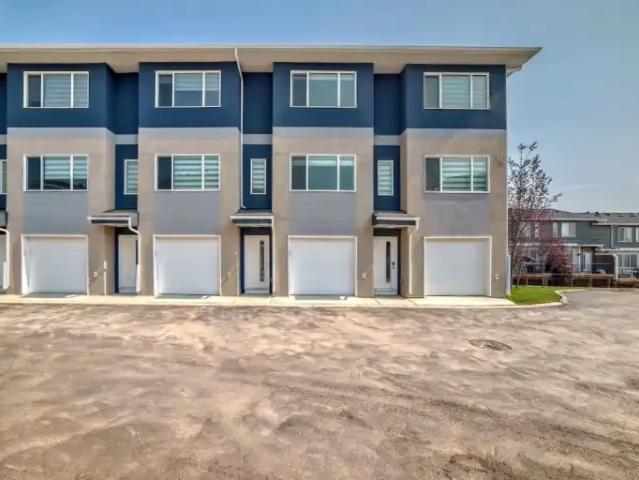Townhouse 2 Bedroom For Rent Calgary AB 1950 ES101986128