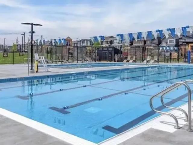 Townhouse 2 Bedroom For Rent Calgary AB 2050 ES104986046