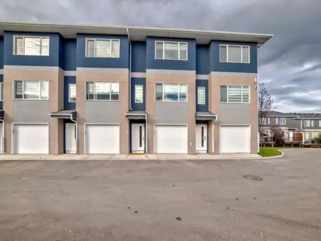 Townhouse 2 Bedroom For Rent Calgary AB 2250 ES101986131