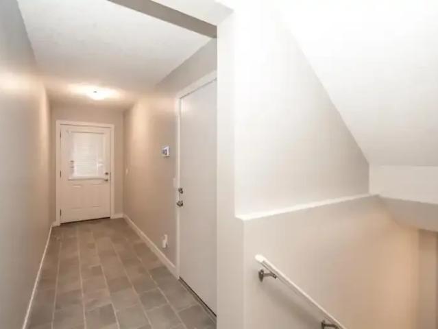 Townhouse 2 Bedroom For Rent Calgary AB 2250 ES102883449