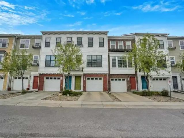 Townhouse 2 Bedroom For Rent Calgary AB 2200 ES103840227