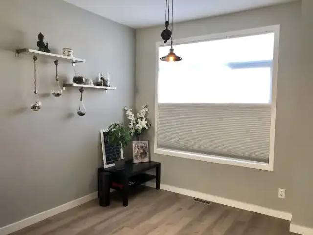 Townhouse 2 Bedroom For Rent Calgary AB 2300 ES102587584