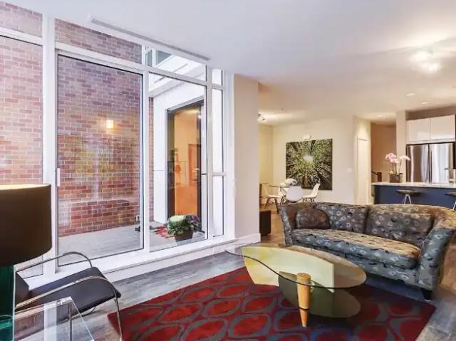 Townhouse 2 Bedroom For Rent Calgary AB 3400 ELS103090808