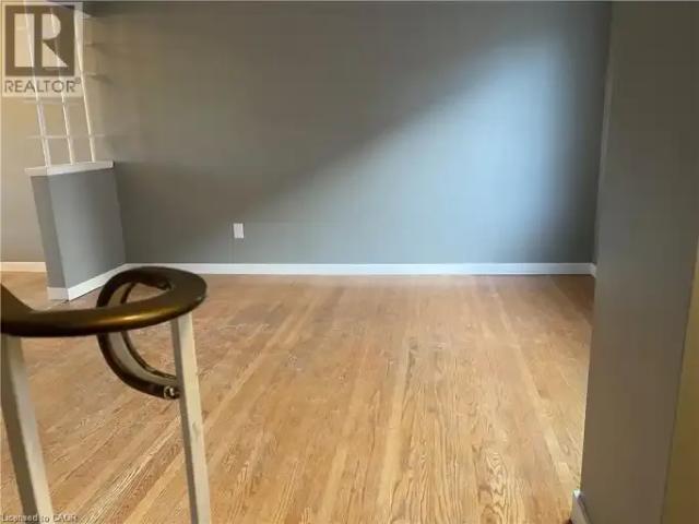 Townhouse 2 Bedroom For Rent Cambridge ON 2100 ES104842104