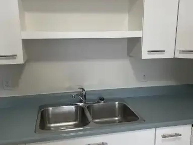 Townhouse 2 Bedroom For Rent Camrose AB 1275 ELS102272364