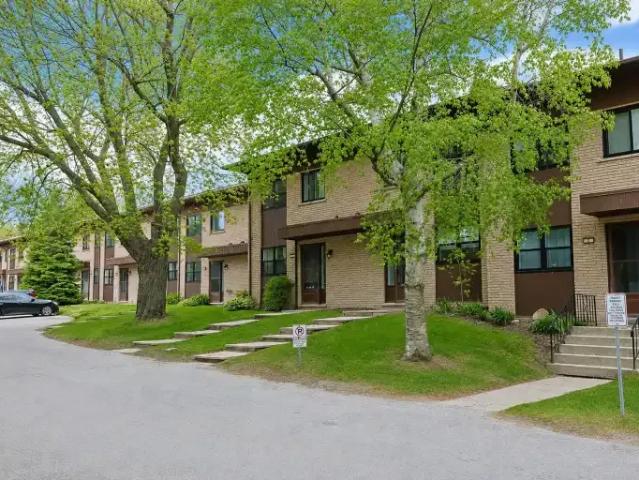 Townhouse 2 Bedroom For Rent Clarington ON 2049 ELS102847088