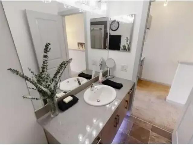 Townhouse 2 Bedroom For Rent Edmonton AB 1800 ELS99504112