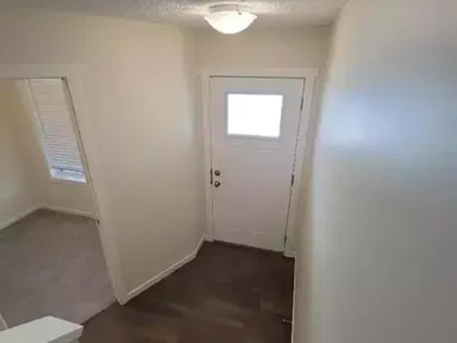 Townhouse 2 Bedroom For Rent Edmonton AB 1850 ES101089442