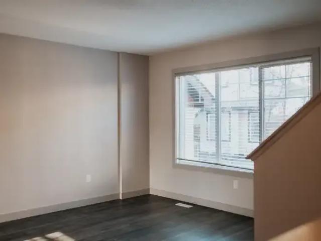 Townhouse 2 Bedroom For Rent Edmonton AB 1875 ES103919968