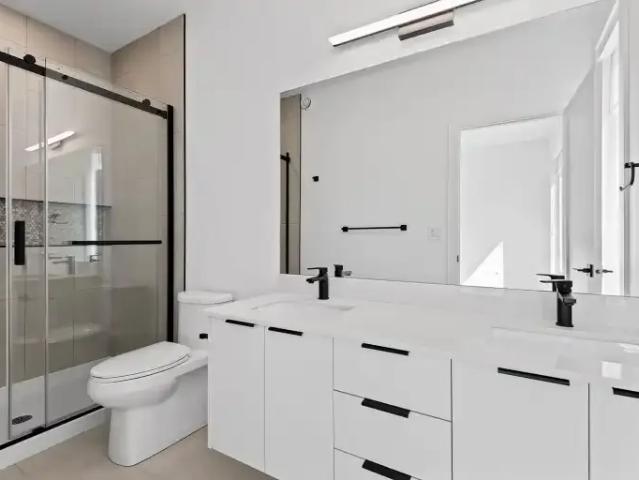 Townhouse 2 Bedroom For Rent Edmonton AB 1995 ES102658557