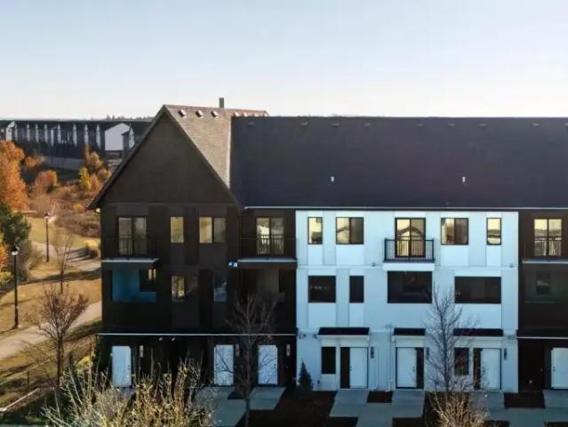 Townhouse 2 Bedroom For Rent Edmonton AB 2095 ES98317944