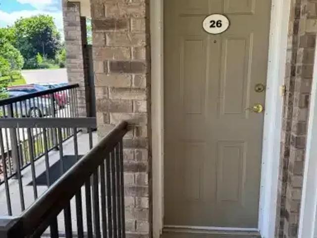 Townhouse 2 Bedroom For Rent Guelph ON 2300 ES104000181