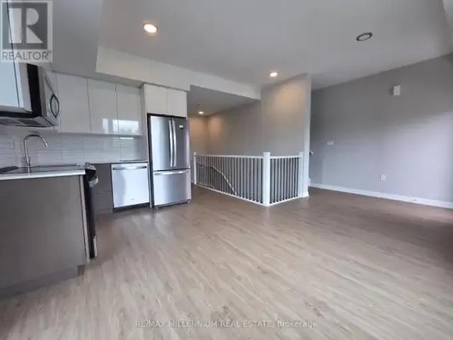 Townhouse 2 Bedroom For Rent Guelph ON 2400 ES103920563