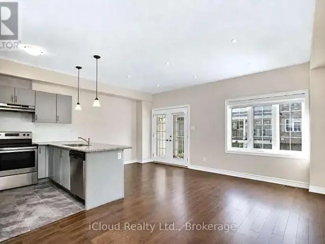 Townhouse 2 Bedroom For Rent Guelph ON 2650 ES104036378