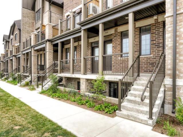 Townhouse 2 Bedroom For Rent Guelph ON 2800 ES104875268