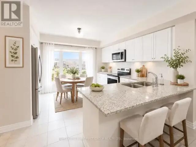 Townhouse 2 Bedroom For Rent Guelph ON 3000 ES105088013
