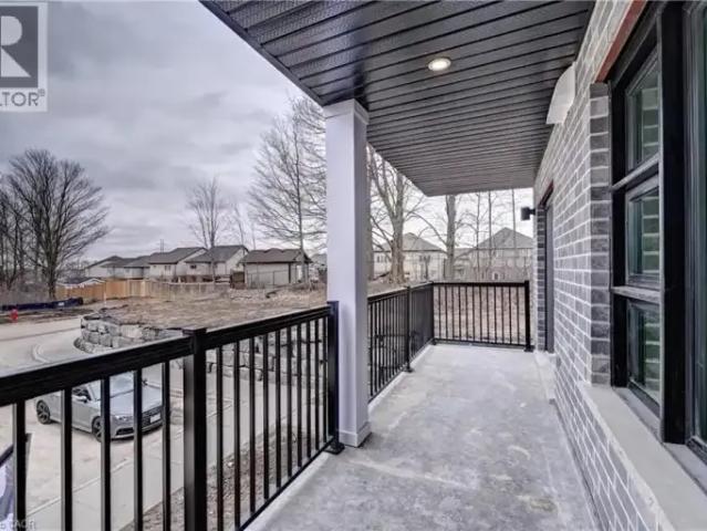 Townhouse 2 Bedroom For Rent Kitchener ON 2105 ES103879595
