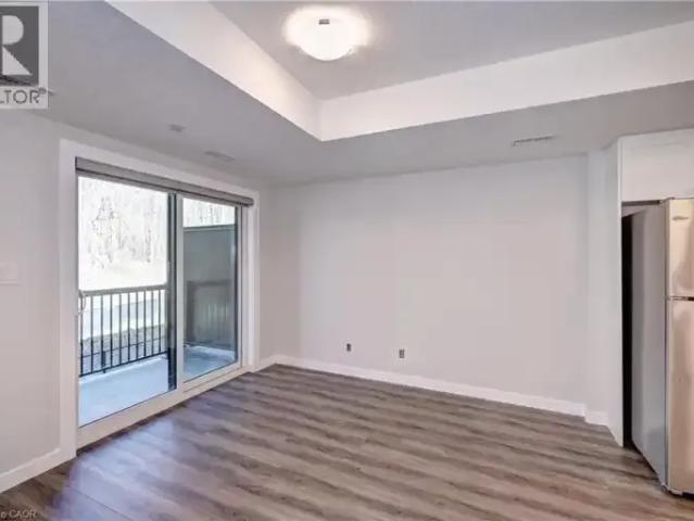 Townhouse 2 Bedroom For Rent Kitchener ON 2145 ES103879592