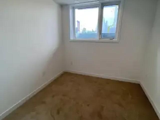Townhouse 2 Bedroom For Rent Kitchener ON 2199 ES102578816