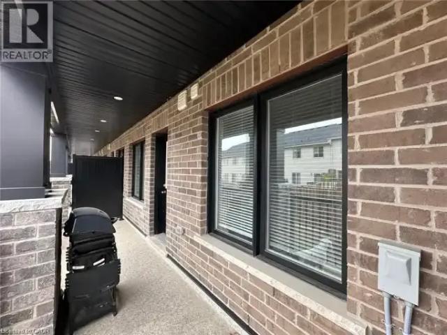 Townhouse 2 Bedroom For Rent Kitchener ON 2200 ES104000210