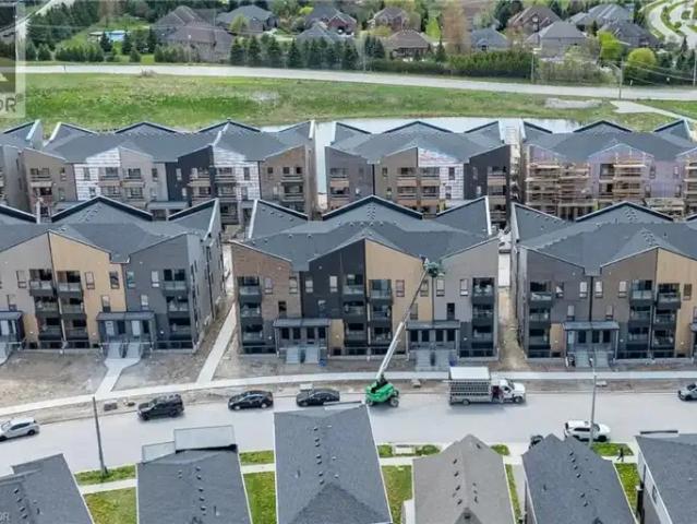 Townhouse 2 Bedroom For Rent Kitchener ON 2425 ES105151093