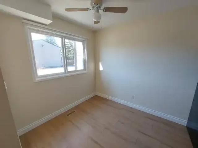 Townhouse 2 Bedroom For Rent Red Deer AB 1495 ELS102018798
