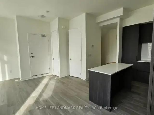 Townhouse 2 Bedroom For Rent Richmond Hill ON 2650 ES102243197