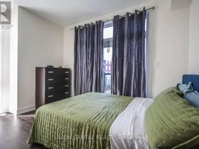 Townhouse 2 Bedroom For Rent Richmond Hill ON 2800 ES103215957