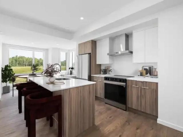 Townhouse 2 Bedroom For Rent St. Albert AB 2090 ES92741422