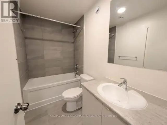 Townhouse 2 Bedroom For Rent St. Catharines ON 1950 ES103091715