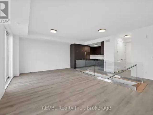 Townhouse 2 Bedroom For Rent St. Catharines ON 2600 ES102752748