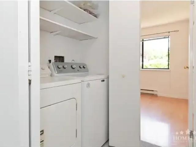 Townhouse 2 Bedroom For Rent Surrey BC 2200 ELS103119132
