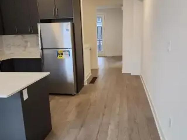 Townhouse 2 Bedroom For Rent Waterloo ON 2500 ELS102306807