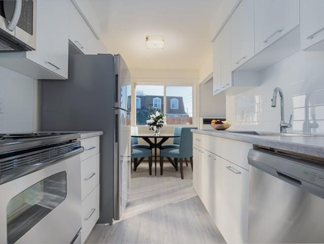 Townhouse 2 Bedroom For Rent Waterloo ON 2249 ES94553301