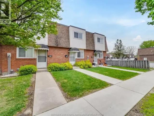 Townhouse 2 Bedroom For Rent Windsor ON 2000 ES102085940