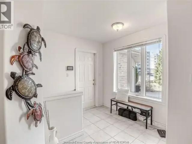 Townhouse 2 Bedroom For Rent Windsor ON 2200 ES104876885
