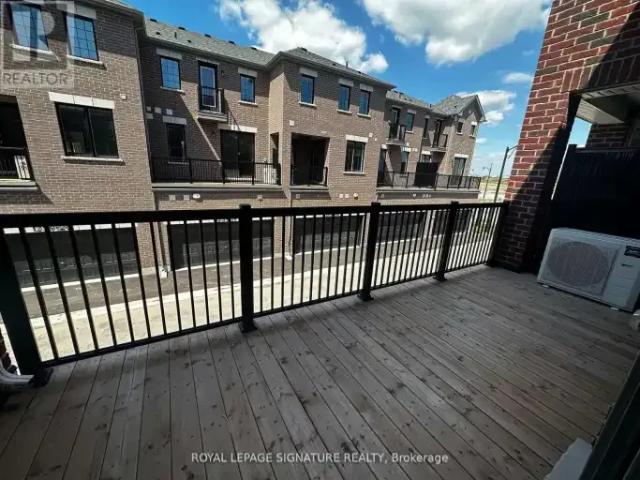 Townhouse 4 Bedroom For Rent Milton ON 3200 ES100976948