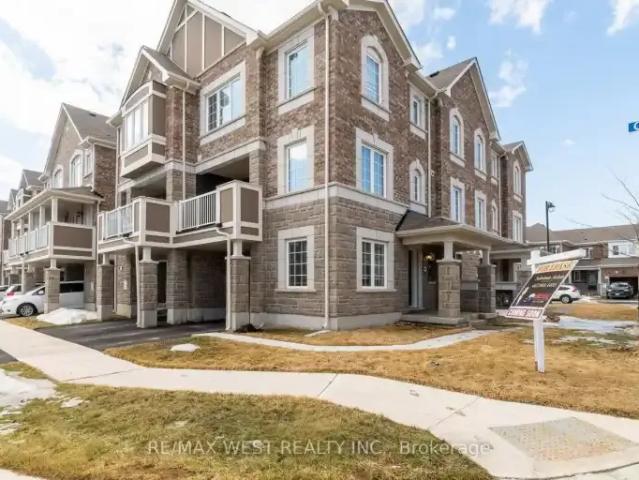 Townhouse 4 Bedroom For Rent Milton ON 3200 ES103380054