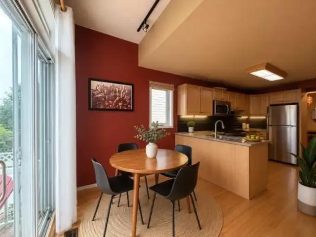 Townhouse 4 Bedroom For Rent Ottawa ON 2800 ES103215880